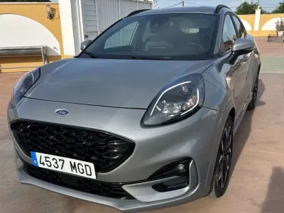 Usado Ford Puma ST-Line 125 CV (91 kW) 2023 Gris SUV