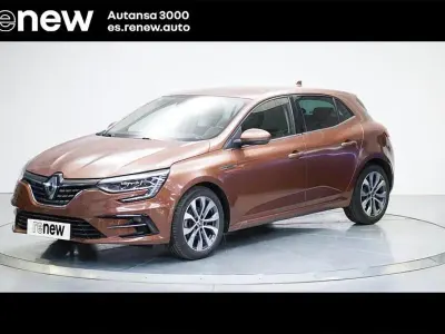 Usado Renault Mégane IV Zen 140 CV (102 kW) 2020 Marrón Berlina