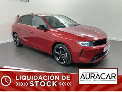 Usado Opel Astra S 130 CV (95 kW) 2024 Rojo Berlina