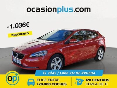 Rojo Usado 2016 Volvo V40 Kinetic Utilitario | 12.954 € (Precio justo)