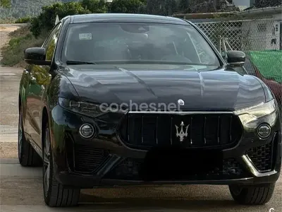 Usado Maserati Levante 275 CV (202 kW) 2021 Negro SUV