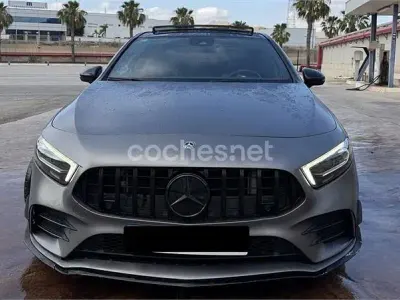 Usado Mercedes A35 AMG 306 CV (225 kW) 2020 Gris / plata Berlina