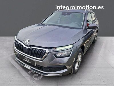 Grisnegro Usado 2023 Skoda Kamiq Selection SUV | 19.500 € (Precio justo)