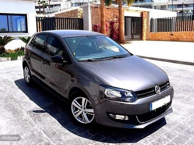 Gris / plata Usado 2013 VW Polo Advance Berlina | 9990 € (Precio justo)