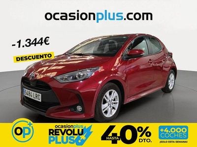 Usado Toyota Yaris Edition 125 CV (91 kW) 2021 Rojo Utilitario