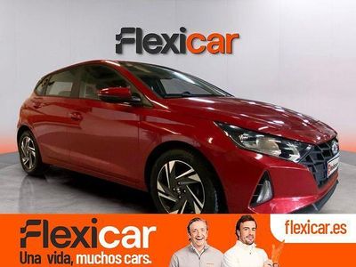 Usado Hyundai i20 84 CV (61 kW) 2022 Rojo Utilitario