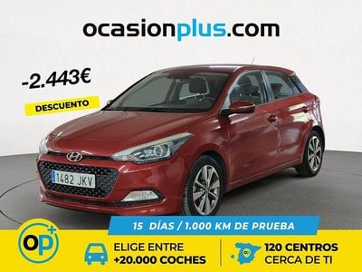 Rojo Usado 2015 Hyundai i20 Utilitario | 8047 € (Precio justo)