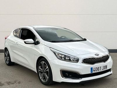 Usado Kia ProCeed 120 CV (88 kW) 2017 Blanco Utilitario