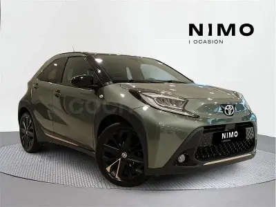 Usado Toyota Aygo X 72 CV (52 kW) 2023 Verde SUV