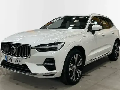 Begagnad Volvo XC60 Ultimate 350 HK (257 kW) 2023 Vit SUV