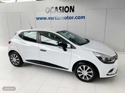 Usado Renault Clio Business 75 CV (55 kW) 2019 Blanco