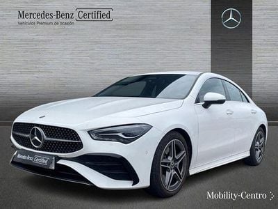 Blanco polar pintura unicolor Usado 2023 Mercedes CLA200 AMG line Berlina | 37.900 € (Precio justo)