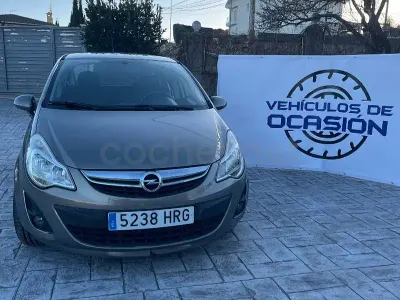 Usado Opel Corsa Selective 85 CV (62 kW) 2013 Beige Utilitario