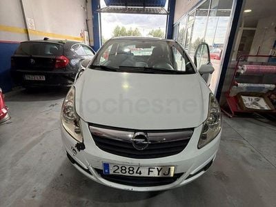 Usado Opel Corsa Sport 75 HP (55 kW) 2007 Branco Citadino