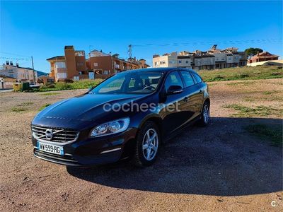 Azul Usado 2017 Volvo V60 Kinetic Familiar | 12.950 € (Precio justo)