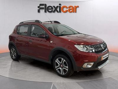 Usado Dacia Sandero Essentiel 90 CV (66 kW) 2019 Burdeos Utilitario
