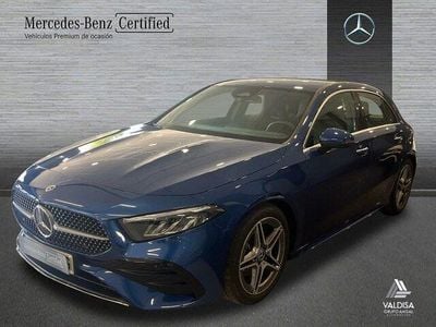 Azul espectra Usado 2024 Mercedes A200 AMG line Berlina | 36.400 € (Precio justo)