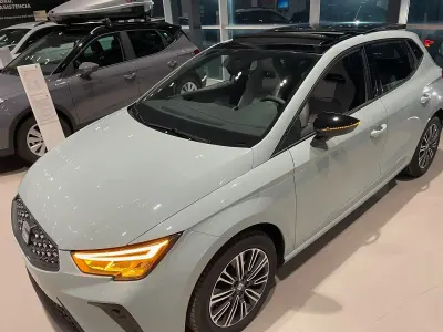 Uusi Seat Ibiza FR 115 HP (84 kW) 2026 Keltainen Viistoperä