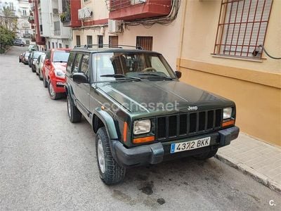 Usado Jeep Cherokee Sport 115 CV (84 kW) 1999 Verde SUV
