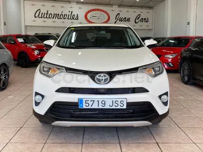 Usado Toyota RAV4 Business Edition 143 CV (105 kW) 2016 Blanco SUV