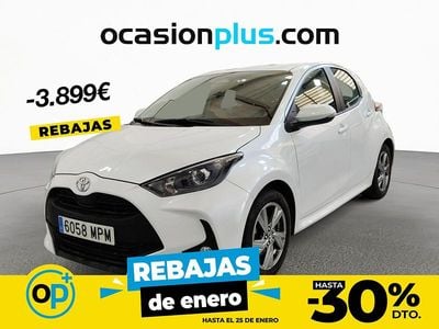 Blanco Usado 2024 Toyota Yaris Hybrid Active Berlina | 18.250 € (Buen precio)