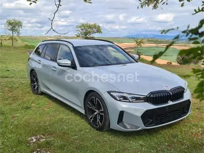Usado BMW 320 Comfort Edition 190 CV (139 kW) 2023 Gris / plata Familiar