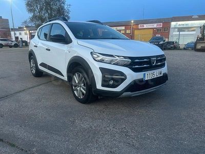 Usado Dacia Sandero Essentiel 100 CV (73 kW) 2021 Blanco Berlina