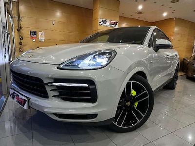 Gris crayón Usado 2023 Porsche Cayenne Platinum Edition SUV | 83.900 € (Un poco caro)