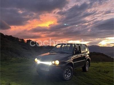 Usado Nissan Terrano S 125 CV (91 kW) 1998 Verde SUV