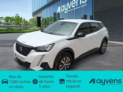 Usado Peugeot 2008 Active 110 CV (80 kW) 2022 Blanco SUV