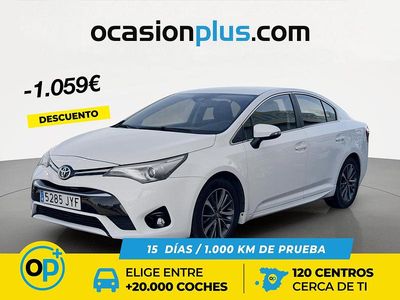 Usado Toyota Avensis Advance 143 CV (105 kW) 2017 Blanco Berlina