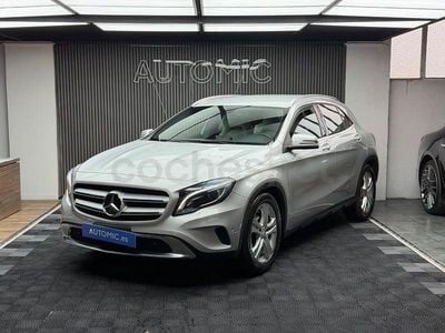 Usado Mercedes GLA220 Style 170 CV (125 kW) 2014 Gris / plata SUV