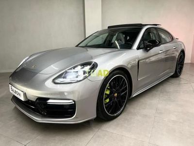 Porsche Panamera 4S