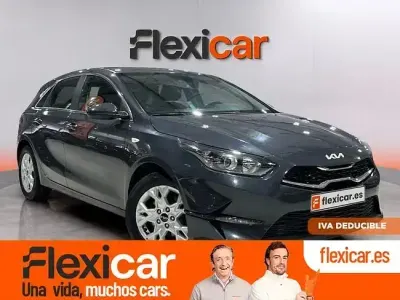 Usado Kia Ceed 136 CV (100 kW) 2023 Gris Utilitario