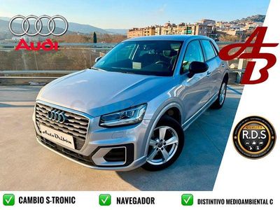 Usado Audi Q2 Advanced Plus 116 CV (85 kW) 2018 Gris / plata SUV