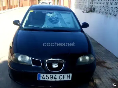 Usado Seat Ibiza Stella 75 CV (55 kW) 2003 Negro Utilitario