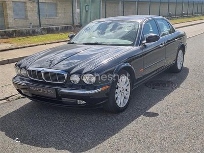 Usado Jaguar XJ8 Executive 298 CV (219 kW) 2005 Negro Berlina