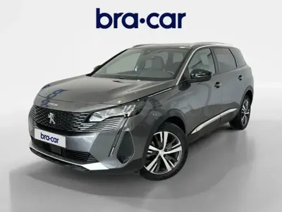 Usado Peugeot 5008 Allure 130 CV (95 kW) 2023 Gris / plata SUV