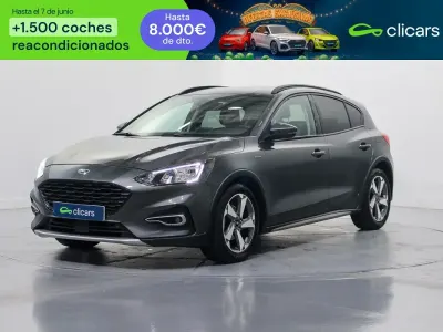 Usado Ford Focus Active 125 CV (91 kW) 2021 Negro Berlina