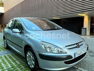 Usado Peugeot 307 110 CV (80 kW) 2004 Gris / plata Berlina