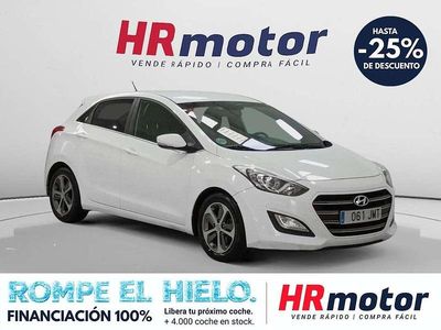Usado Hyundai i30 GO! 111 CV (81 kW) 2016 Blanco Utilitario