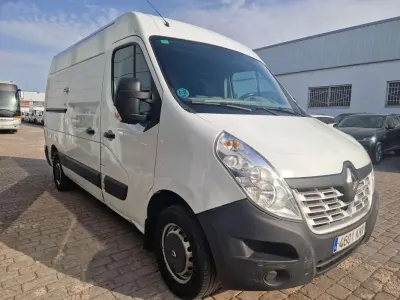 Usado Renault Master 110 CV (80 kW) 2018 Blanco Van
