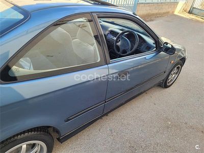 Usado Honda Civic LS 105 CV (77 kW) 1996 Azul Coupe