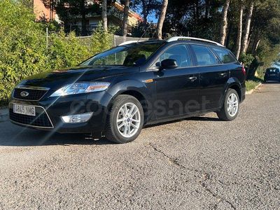 Usado Ford Mondeo Trend 160 CV (117 kW) 2010 Negro Familiar