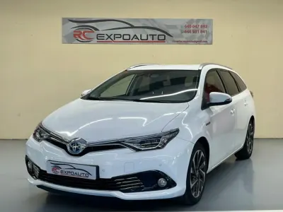 Usado Toyota Auris Hybrid Business Edition 136 CV (100 kW) 2016 Familiar