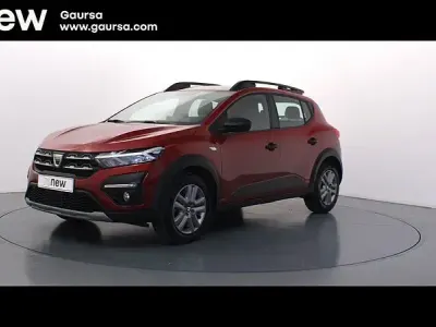 Usado Dacia Sandero Essentiel 101 CV (74 kW) 2021 Rojo Berlina