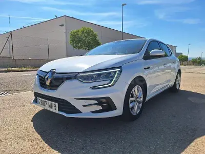 Usado Renault Mégane II Equilibre 115 CV (84 kW) 2023 Blanco Berlina