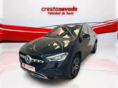 Usado Mercedes GLA200 150 CV (110 kW) 2022 Negro SUV