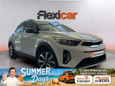 Usado Kia Stonic 100 CV (73 kW) 2021 Blanco SUV