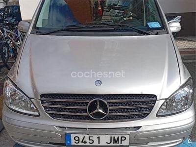 Usado Mercedes Viano 150 CV (110 kW) 2005 Gris / plata Monovolumen